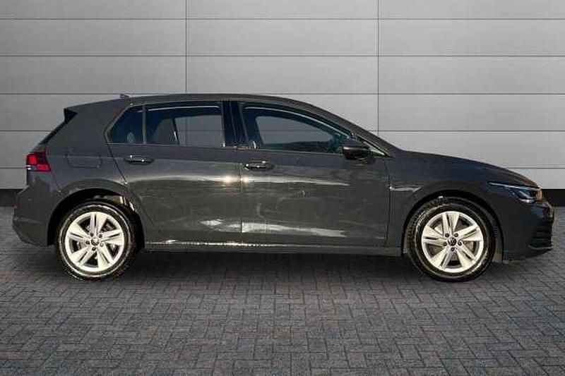Used VW Golf VIII 110 HP (80 kW) 2023