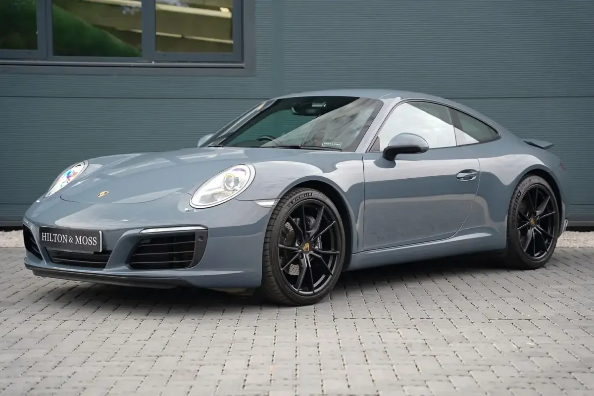 Used Porsche 991 370 HP (272 kW) 2016 Graphite blue Coupe