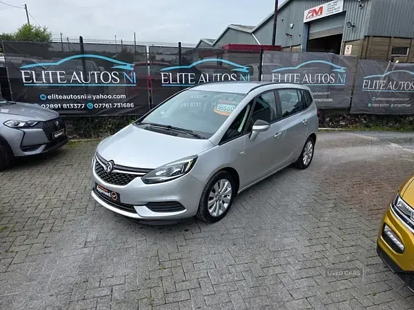 Used Vauxhall Zafira Design Edition 140 HP (102 kW) 2017 Silver MPV