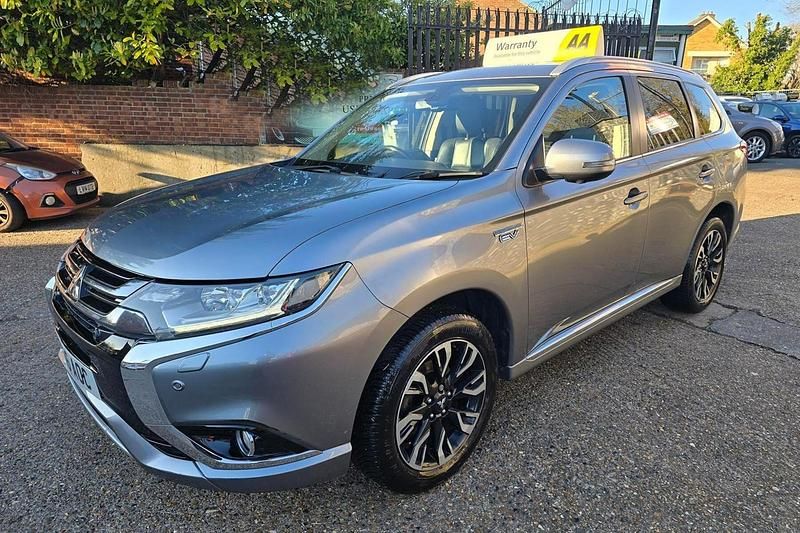 Used Mitsubishi Outlander P-HEV 2016 Grey Estate