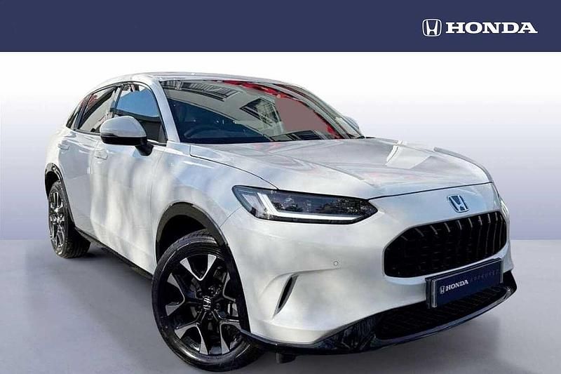Platinum white Used 2025 Honda ZR-V Advance SUV | £32,995 (Expensive) - Image 1/4