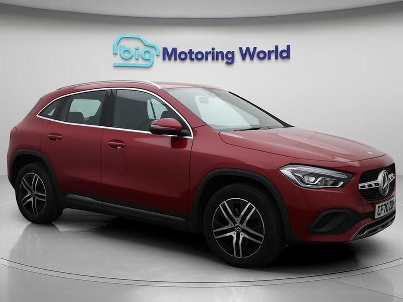 Red Used 2020 Mercedes GLA200 SUV | £20,700 (Fair price) - Image 1/4