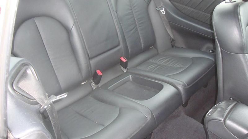 Used Mercedes CLK220 2009 Silver Coupe