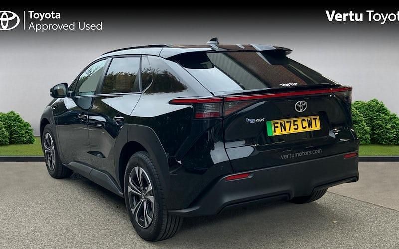 Used Toyota bZ4X 150 kW (204 HP) 2025 Black SUV