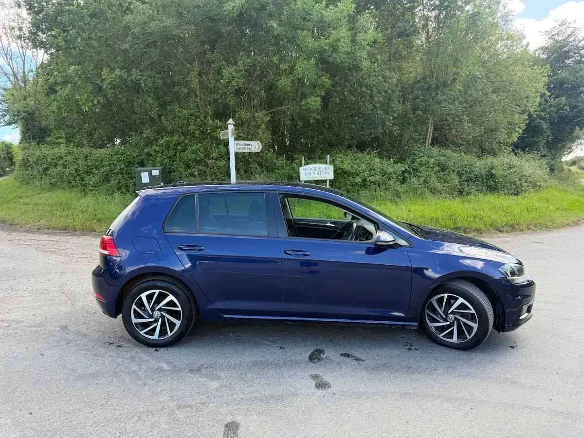 Used VW Golf VII Match 115 HP (84 kW) 2019 Blue Hatchback