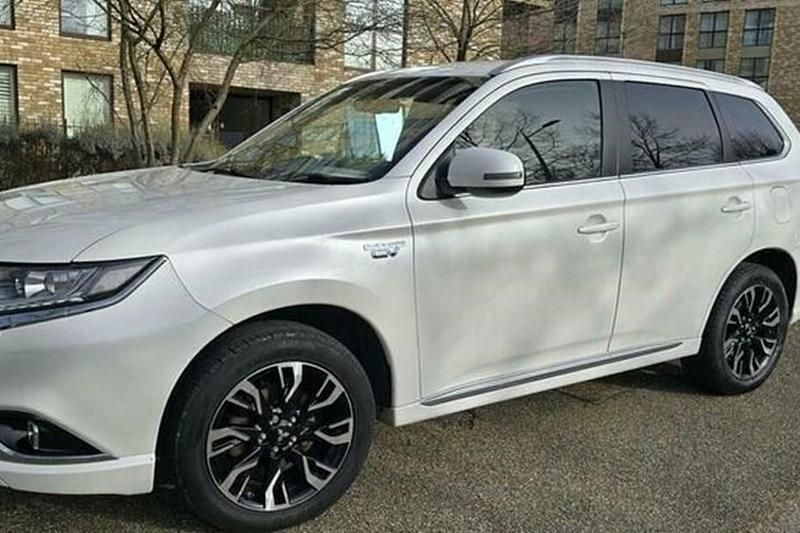 Used Mitsubishi Outlander P-HEV 2017