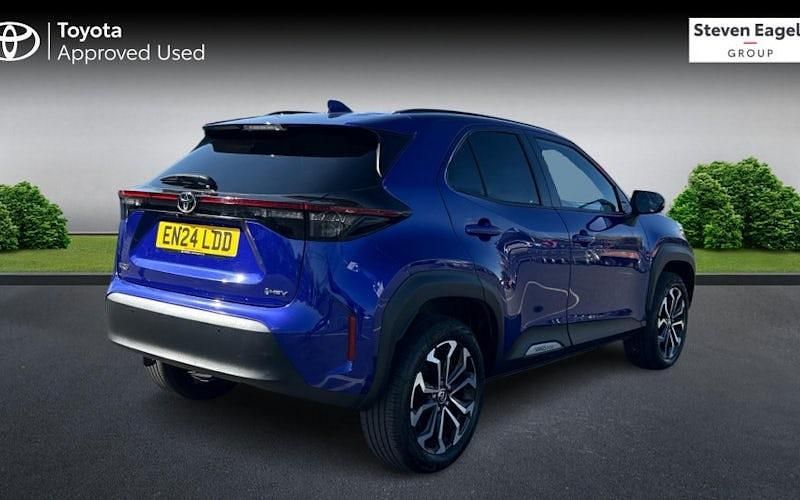 Used Toyota Yaris Hybrid Design 116 HP (85 kW) 2026 Estate