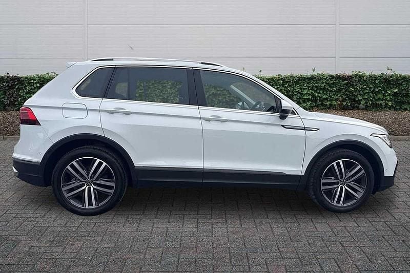 Used VW Tiguan Elegance 150 HP (110 kW) 2023 White SUV