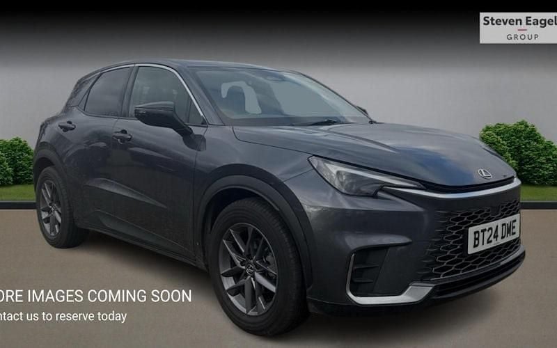 Used 2025 Lexus LBX SUV | £27,676 (Good price) - Image 1/4