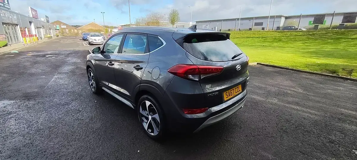 Used Hyundai Tucson Premium 136 HP (100 kW) 2017 Grey SUV