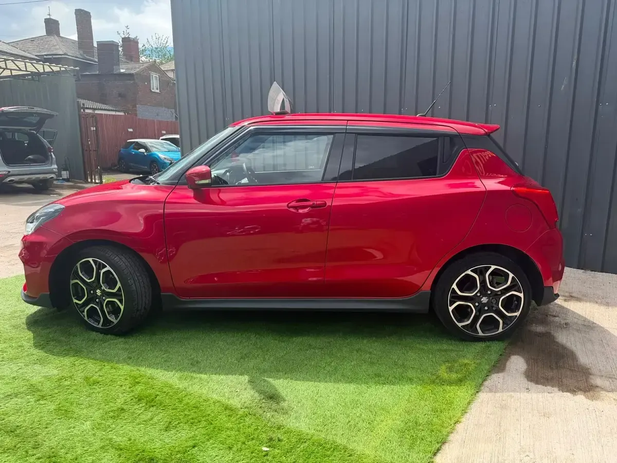 Used Suzuki Swift Sport 140 HP (102 kW) 2018 Red Hatchback