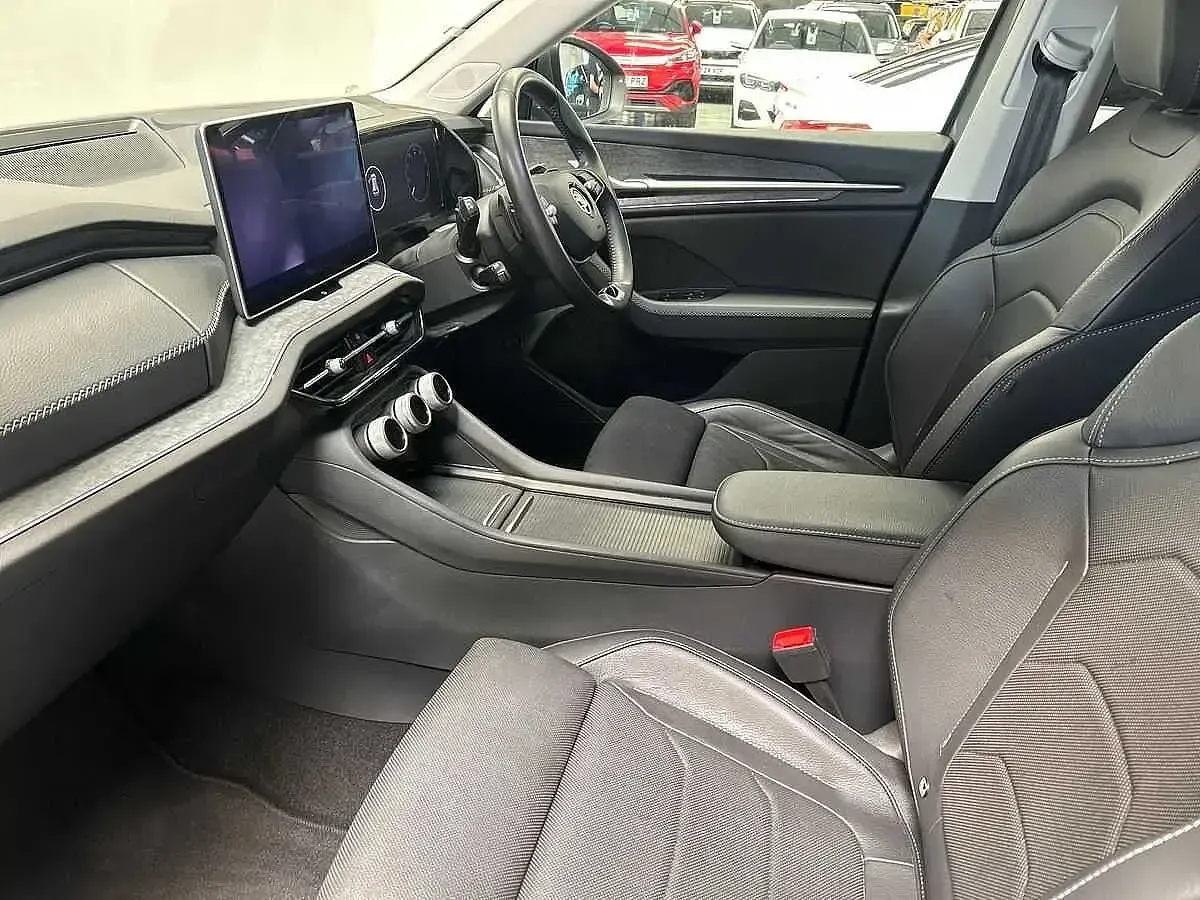 Used Skoda Kodiaq SE L 110 HP (80 kW) 2024 Graphite grey metallic SUV