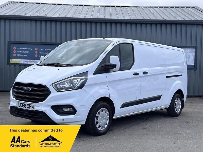 White Used 2018 Ford Transit Custom Trend Van | £9,250 (Fair price) - Image 1/4