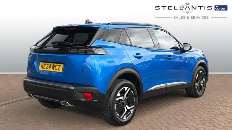 Używany Peugeot 2008 Allure 129 KM (94 kW) 2024 Niebieski SUV