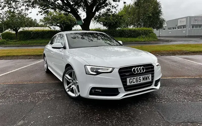 Used Audi A5 Sportback S-Line 190 HP (139 kW) 2016 White Hatchback