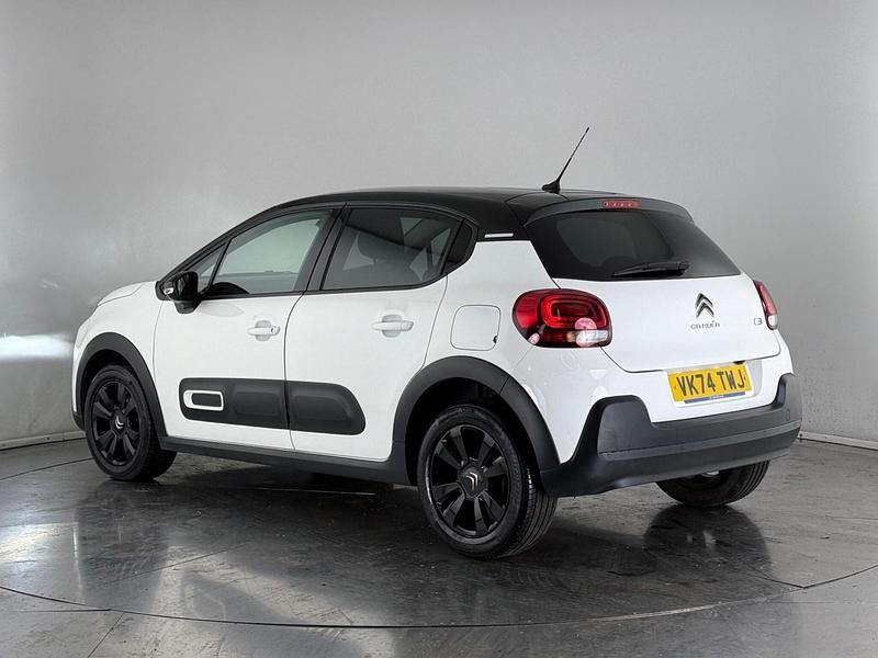 Used Citroën C3 PureTech 83 HP (61 kW) 2024 White Hatchback