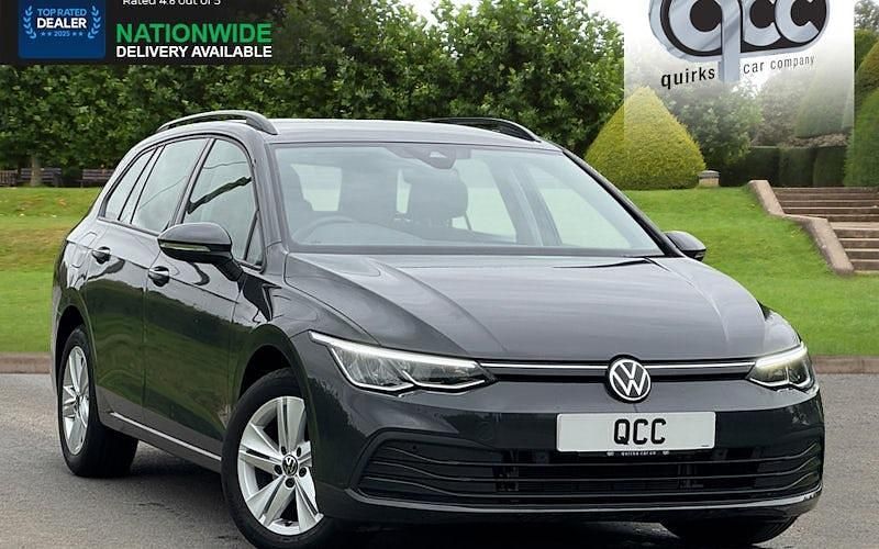 Usado VW Golf VIII Life 131 HP (96 kW) 2023 Carrinha