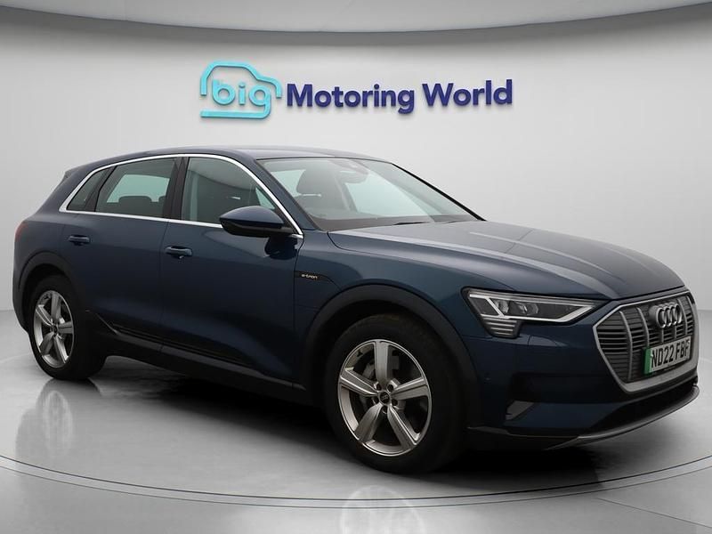 Blue Used 2022 Audi e-tron SUV | £19,800 (Fair price) - Image 1/4