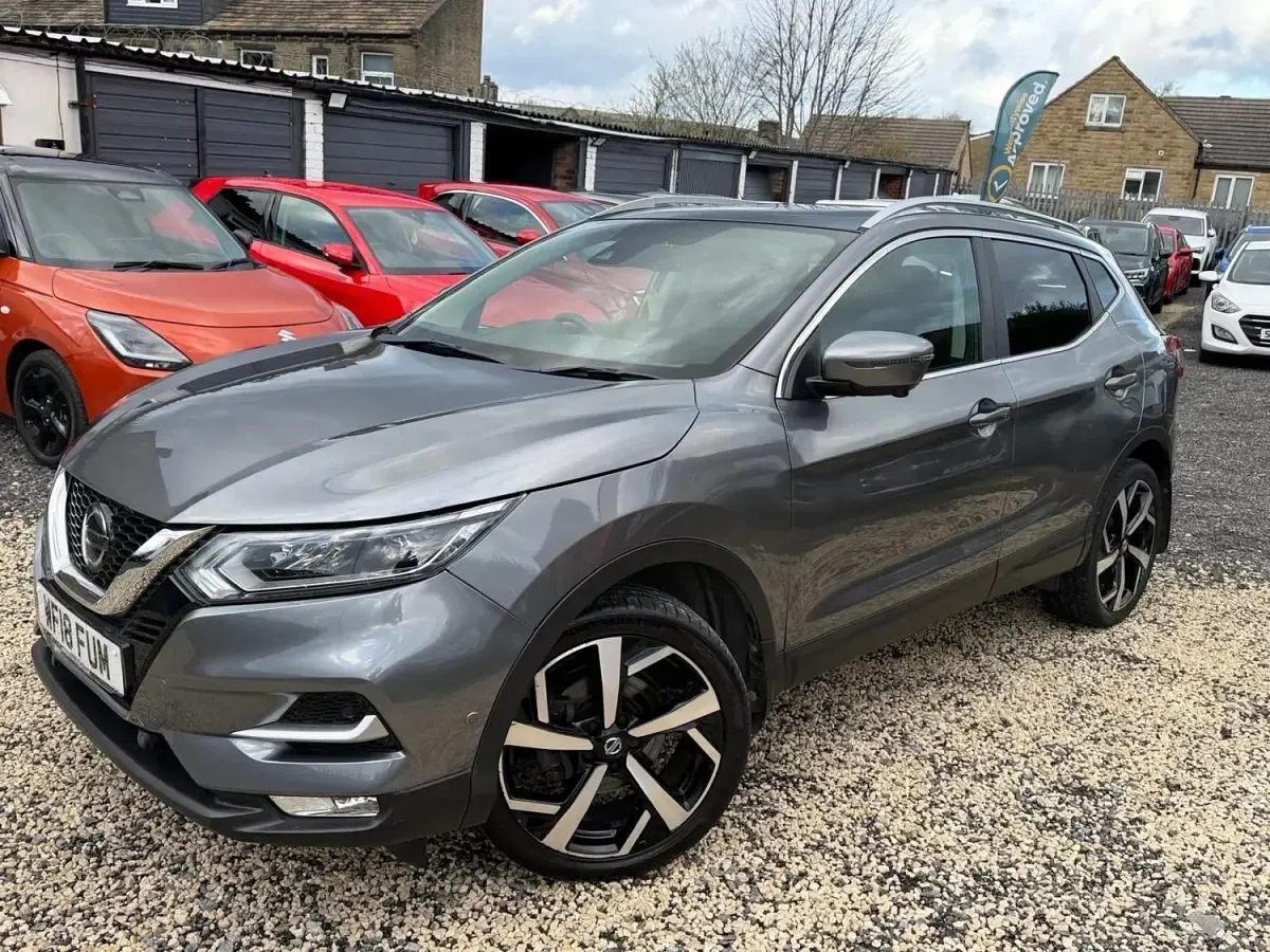 Second-hand Nissan Qashqai Tekna 115 CP (84 kW) 2018 Gri SUV