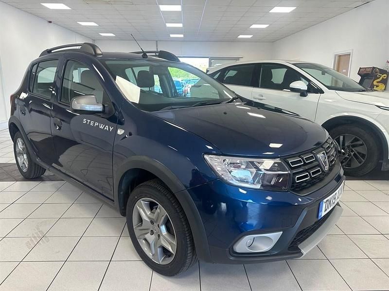 Used Dacia Sandero Comfort 90 HP (66 kW) 2019 Blue Hatchback