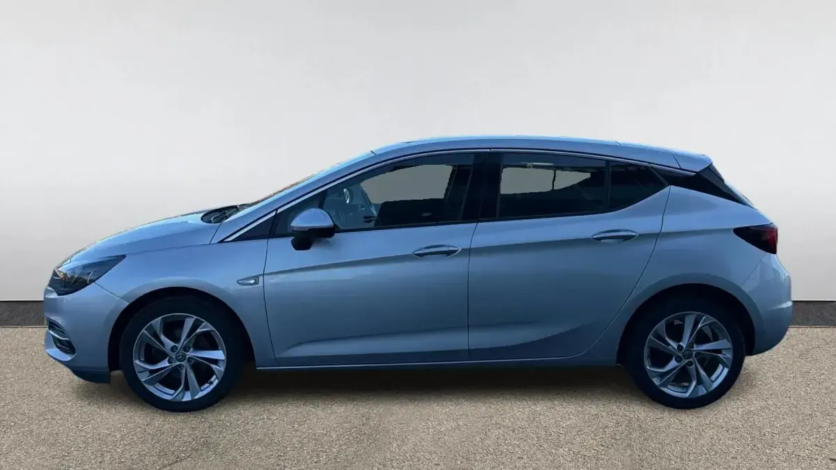 Second-hand Vauxhall Astra SRi 145 CP (106 kW) 2021 Argintiu Hatchback