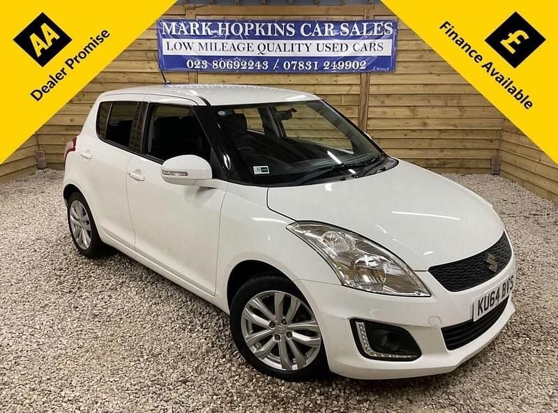White Used 2014 Suzuki Swift SZ4 Hatchback | £11,995 (Expensive) - Image 1/3