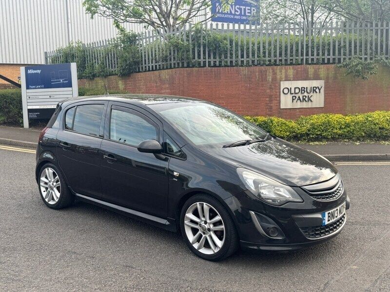 Black Used 2013 Vauxhall Corsa SRi Hatchback | £2,995 (Good price) - Image 1/4
