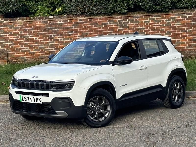Used Jeep Avenger Longitude 114 kW (156 HP) 2024 White SUV