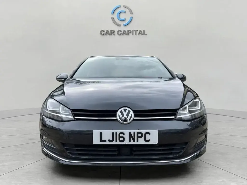 Used VW Golf VII Match 2016 Black Hatchback