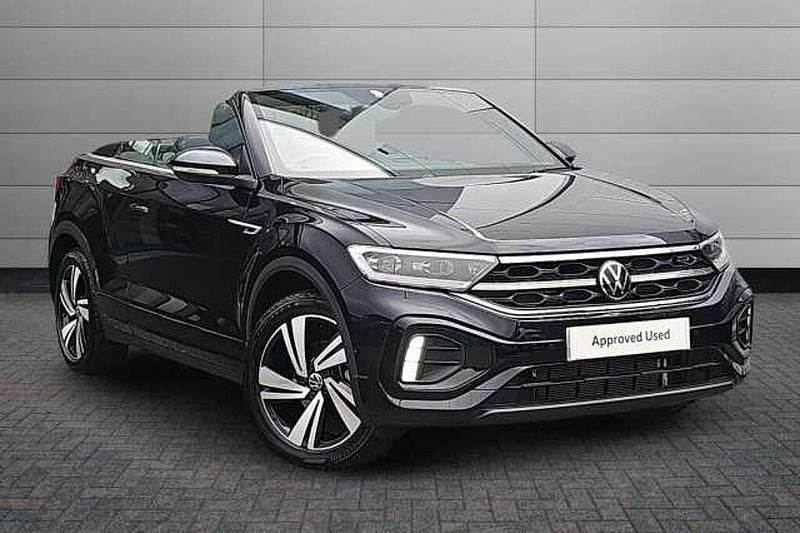 Used 2025 VW T-Roc SUV | £31,195 (Expensive) - Image 1/4
