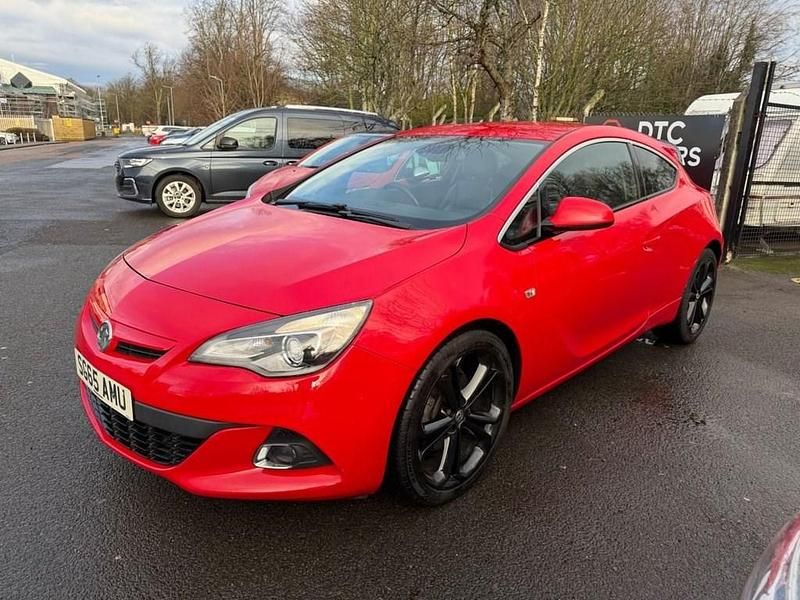 Used Vauxhall Astra GTC Edition 120 HP (88 kW) 2016 Red Hatchback