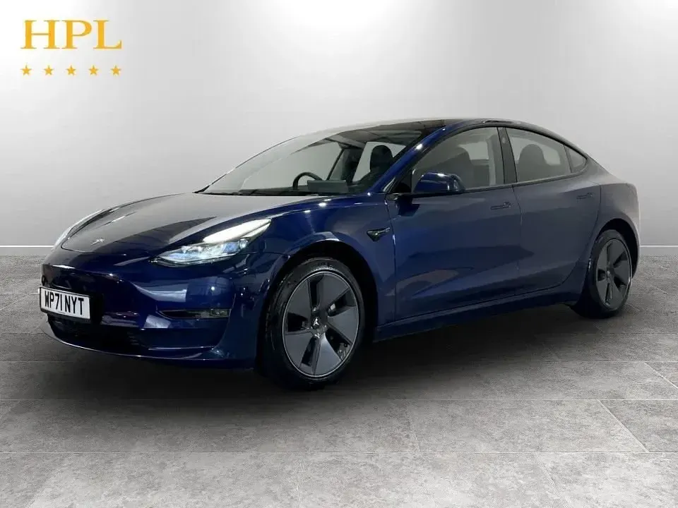 Używany Tesla Model 3 254 kW (346 KM) 2021 Niebieski Sedan/Limuzyna