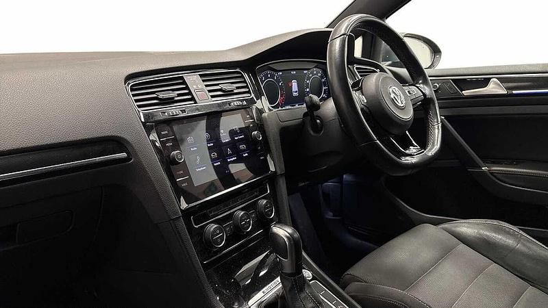 Used VW Golf VII R 300 HP (220 kW) 2020 Grey Estate