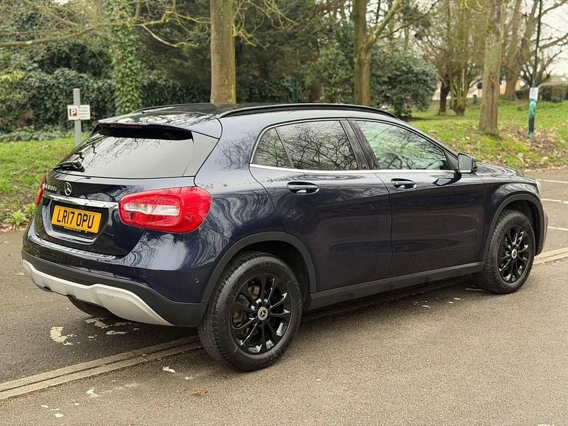 Used Mercedes GLA200 Executive 2017 Blue SUV
