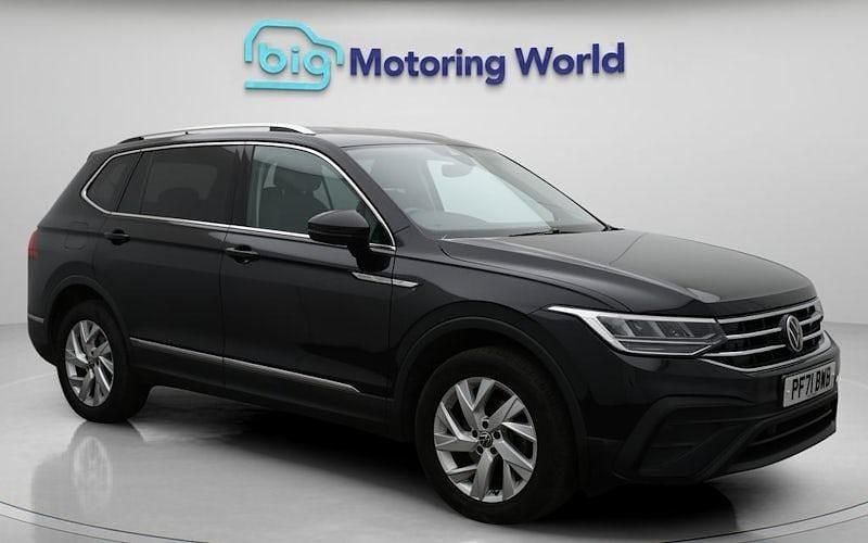 Used 2024 VW Tiguan Allspace Life SUV | £21,000 (Super price) - Image 1/4