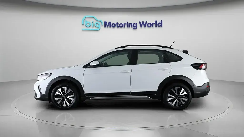 Begagnad VW Taigo S 95 HK (69 kW) 2023 Vit SUV