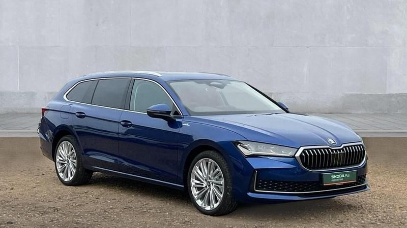 Blue Used 2025 Skoda Superb Estate | £42,995 - Image 1/4