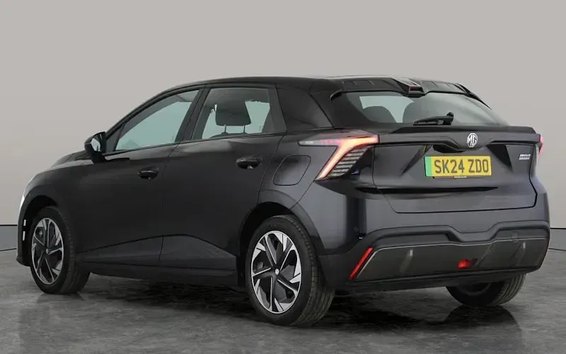 Used MG MG4 EV SE 125 kW (170 HP) 2023 Black Hatchback