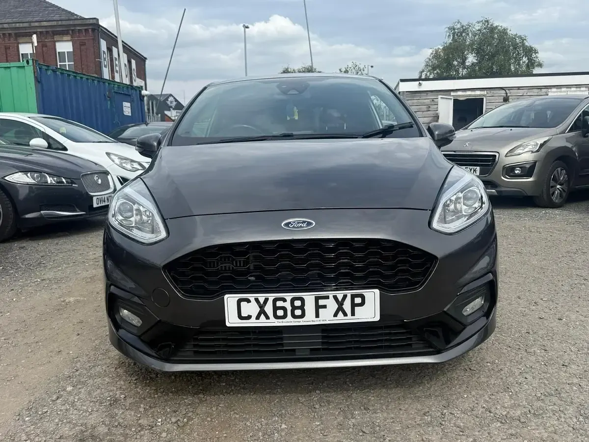 Used Ford Fiesta ST-Line 120 HP (88 kW) 2019 Grey Hatchback