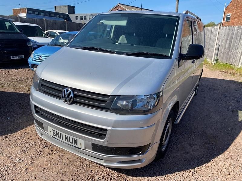 Usado VW Transporter 140 HP (102 kW) 2011 Prateado Van