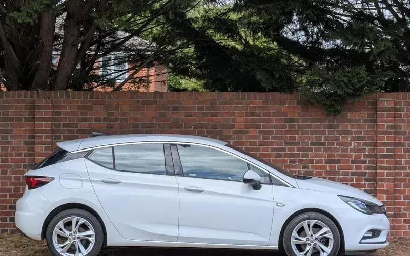 Second-hand Vauxhall Astra SRi 150 CP (110 kW) 2019 Hatchback