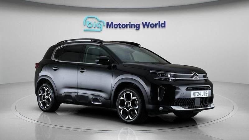Black Used 2024 Citroën C5 Aircross SUV | £18,800 (Fair price) - Image 1/4