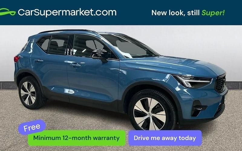 Usado Volvo XC40 Plus 211 HP (155 kW) 2023 Azul SUV