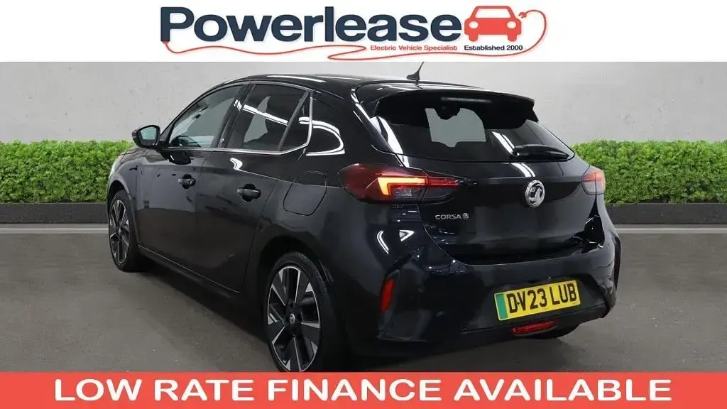 Used Vauxhall Corsa-e Ultimate 100 kW (136 HP) 2023 Black Hatchback