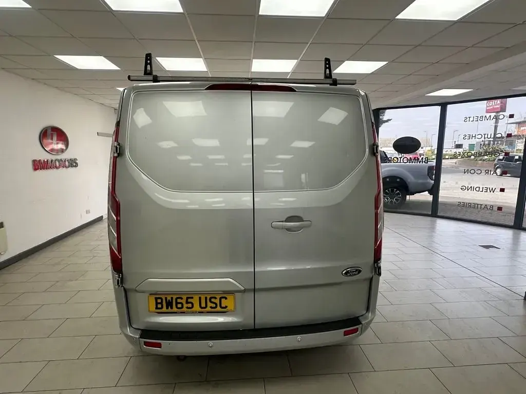 Used Ford Transit Custom Limited 125 HP (91 kW) 2016 Silver Van