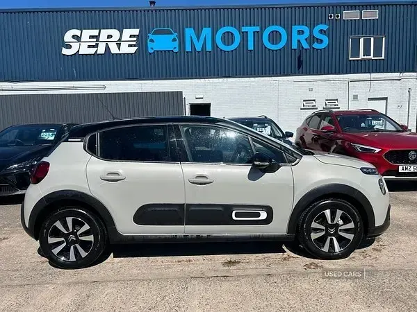Używany Citroën C3 PureTech 2024 Szary Hatchback