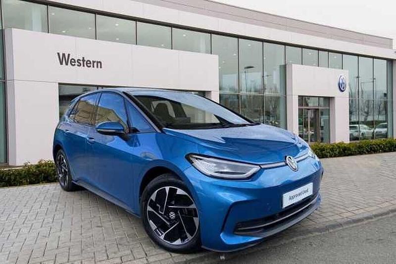 Blue Used 2025 VW ID.3 Pro Hatchback | £29,990 - Image 1/4