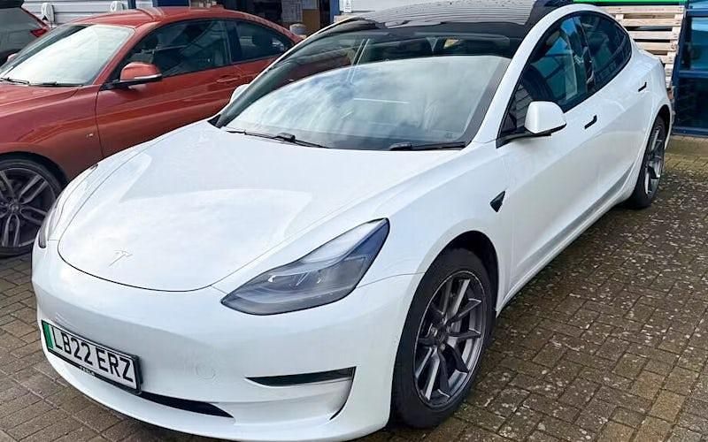 Used Tesla Model 3 Long Range AWD 258 kW (351 HP) 2022 White Sedan