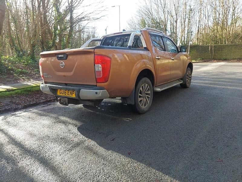 Used Nissan Navara Tekna 2016 Yellow Pickup