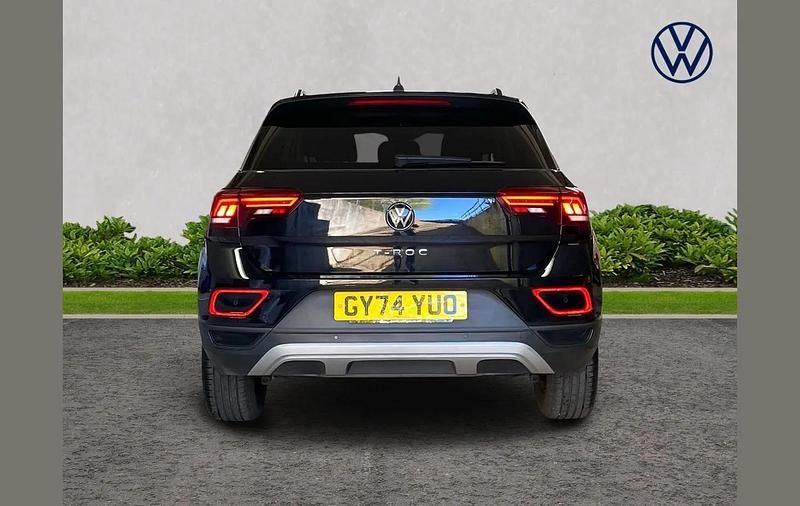 Used VW T-Roc Match 115 HP (84 kW) 2024 Black SUV